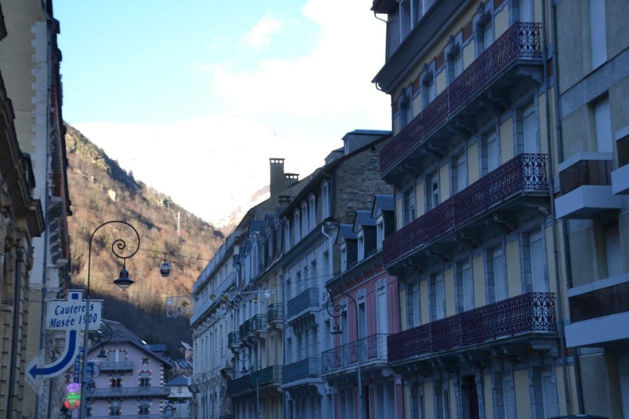 Petit Studio Dans Immeuble De Caractere Appartement Cauterets Buitenkant foto